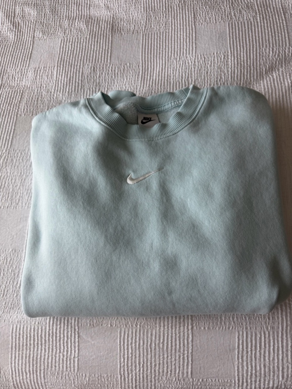 Nike Men’s Mint Green Crewneck Sweatshirt